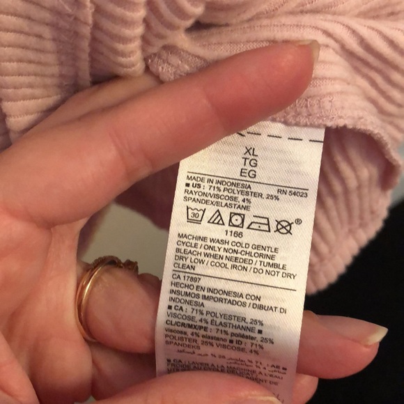 Old Navy Women’s Velour Wrap Shirt - Picture 3 of 4